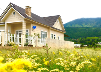 A countryside home.