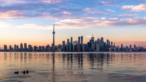 Toronto city skyline.