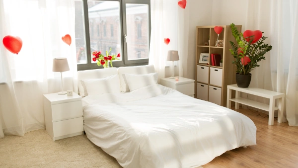 Bedroom decorated with hearts.