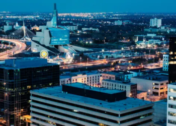 Night view of Winnipeg downtown