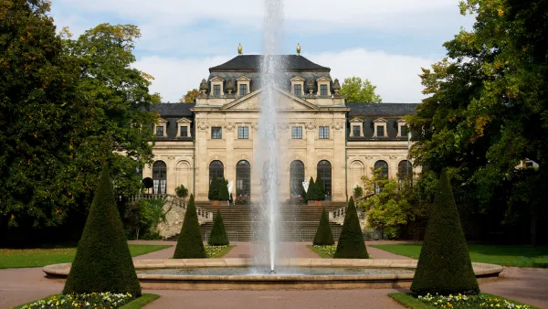 An image of a grand mansion
