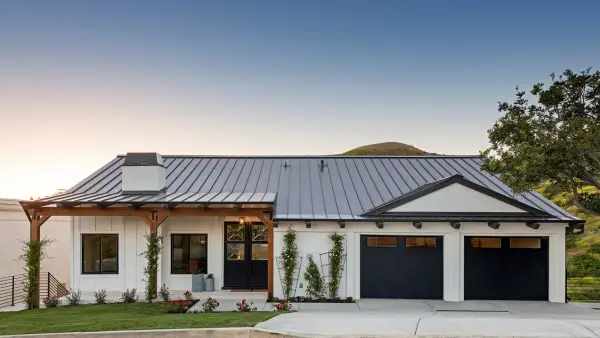 A modern barn house.