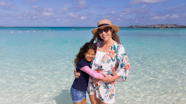 mom and child on a beach vacation