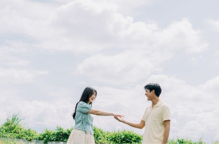couple holding hands