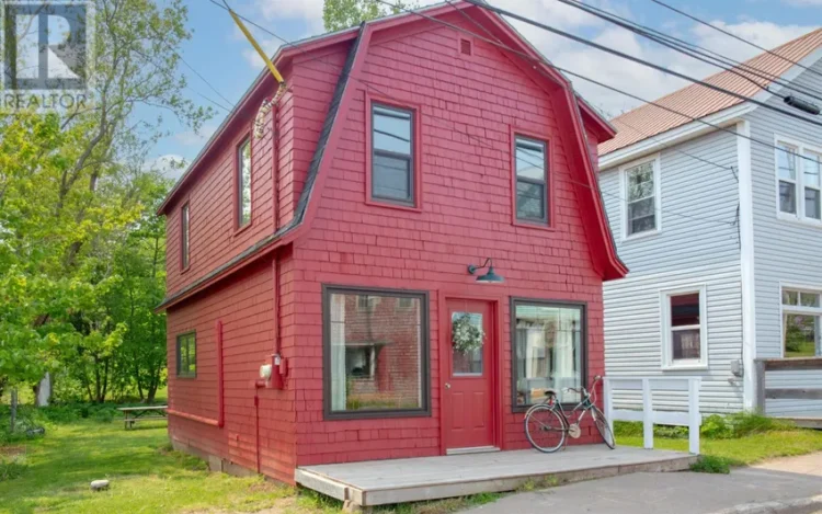 A riverfront, tiny home fro sale in Murray River, PEI
