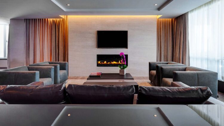 Hotel X - living room