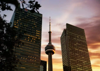 CN tower at sunset