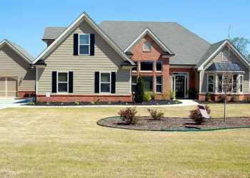 picture of a home in a suburban area
