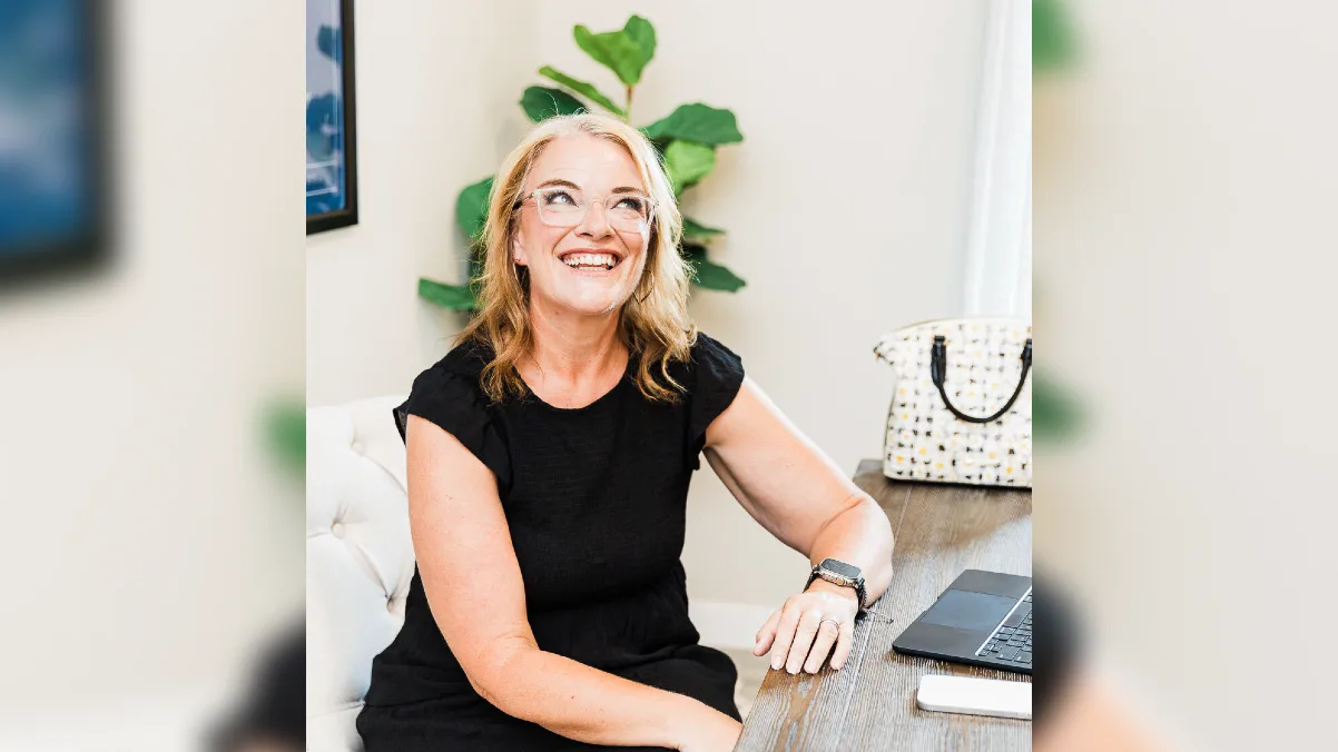 agent accelerator accountability coach oriana mehden